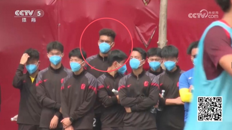 無緣U17國足名單，張洪福隨恒大足校觀摩國少隊(duì)訓(xùn)練