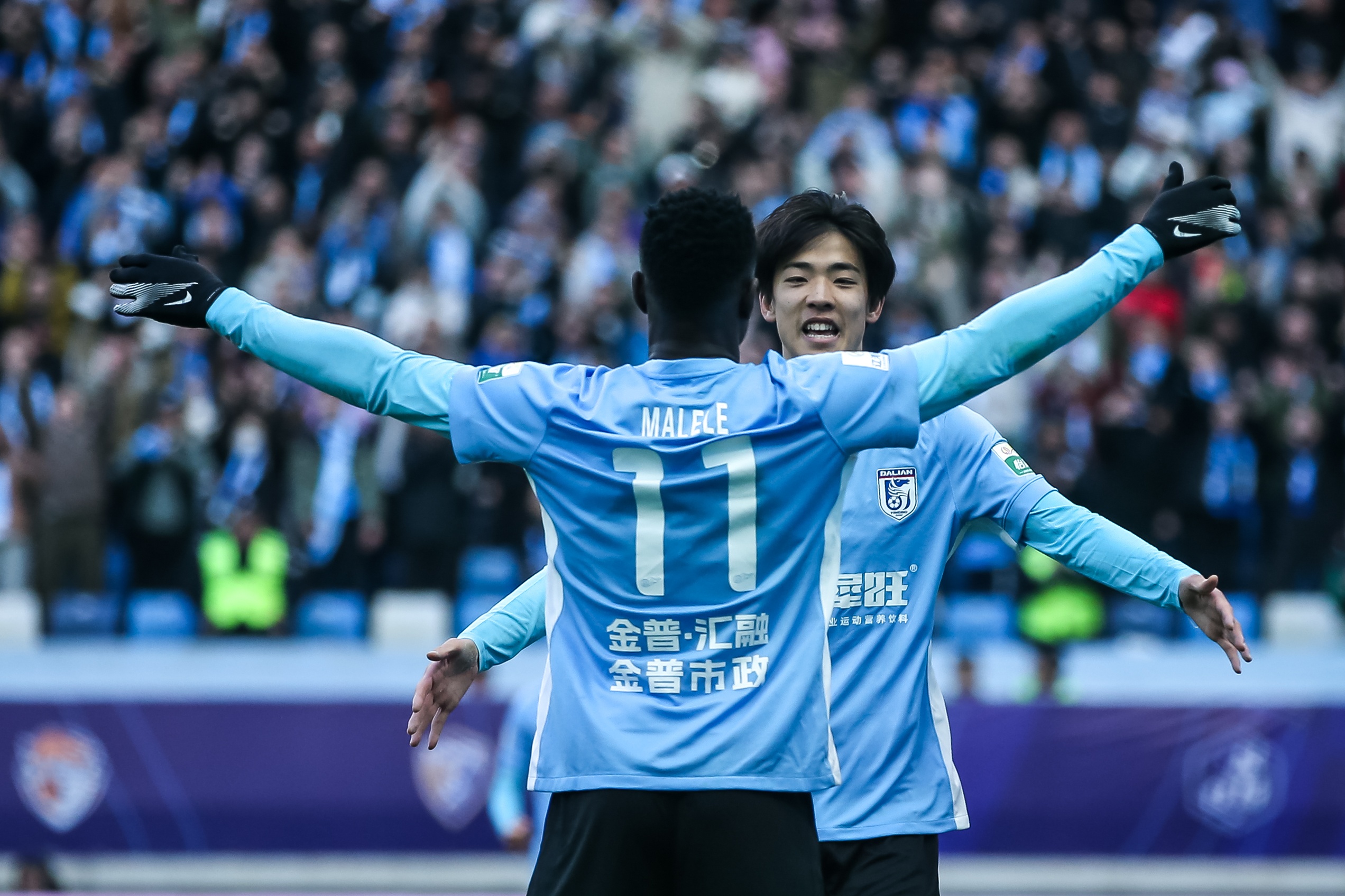青春風暴刮起來！19歲朱鵬宇&18歲王鈺棟處子球 19歲李新翔1射2傳